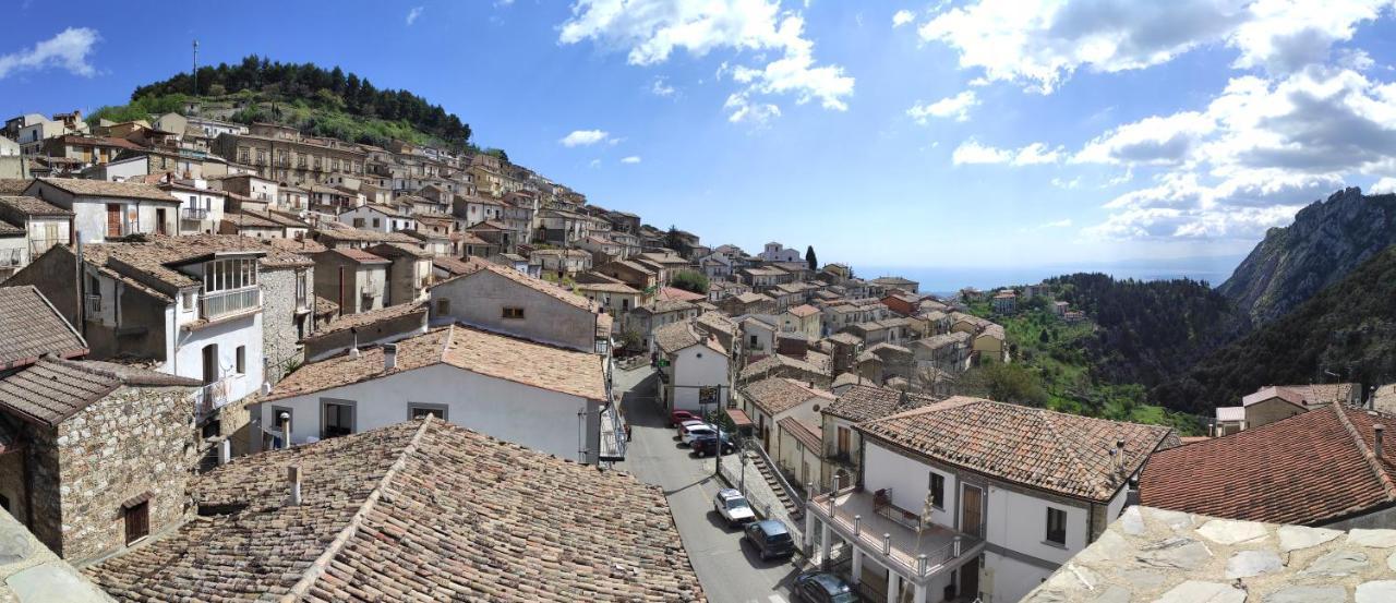 Antica Dimora Palazzo Rovitti Bed & Breakfast Cerchiara di Calabria Bagian luar foto