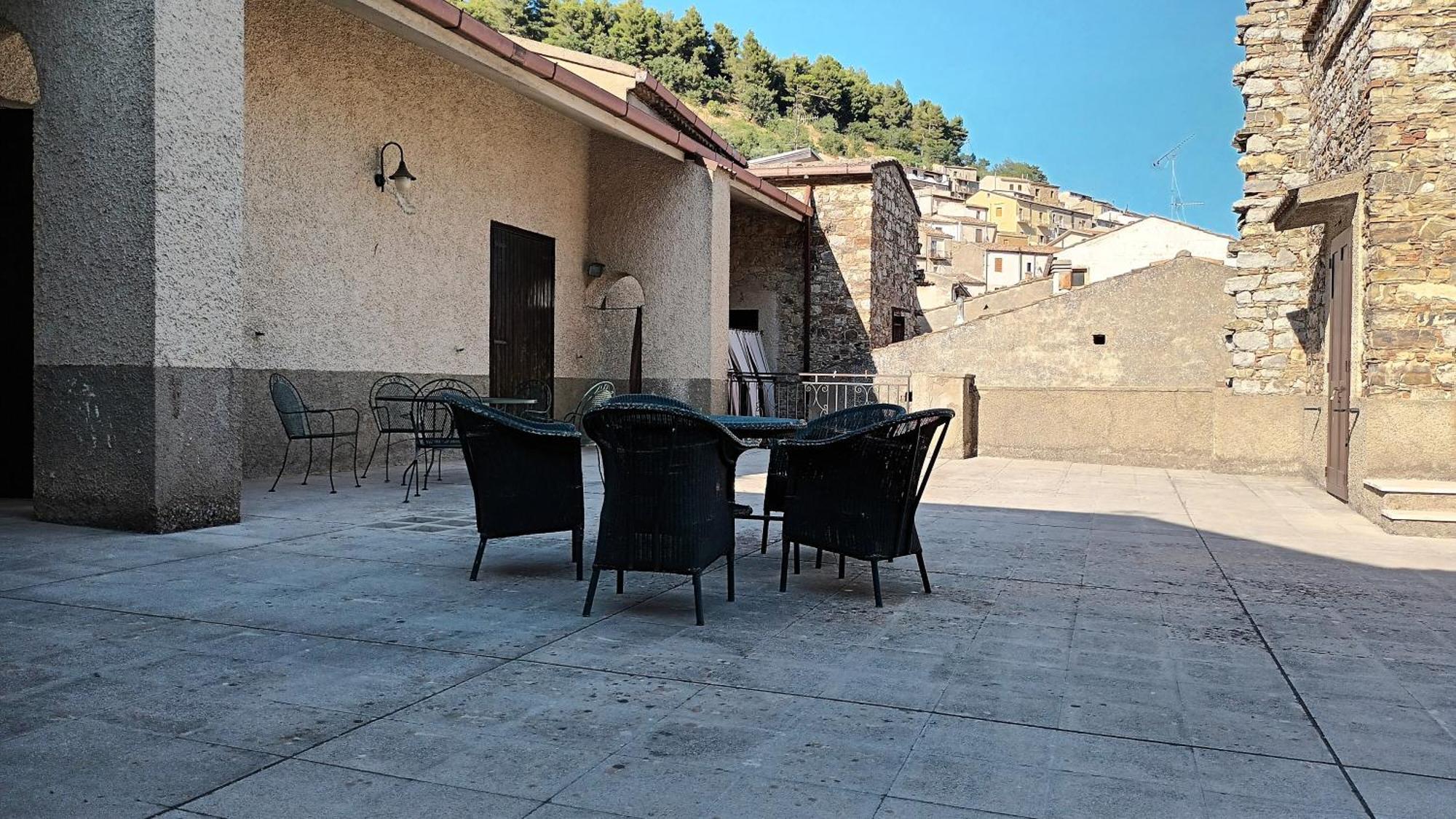 Antica Dimora Palazzo Rovitti Bed & Breakfast Cerchiara di Calabria Bagian luar foto